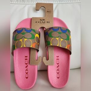 COACH SLIDES IN RAINBOW SIGNATURE CANVAS (SIZE 7)